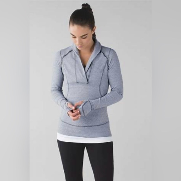 lululemon athletica Tops - Lululemon Athletica Think Fast Gray Long Sleeve